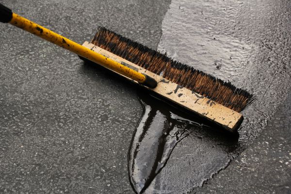 Asphalt Driveway Sealing in Winter Haven